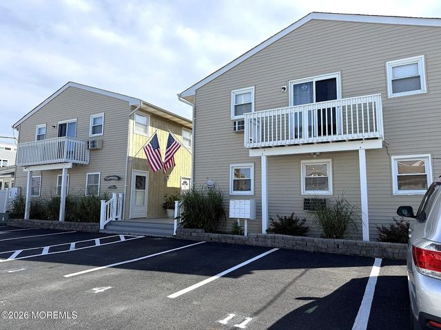 217 Hiering Avenue 13, Seaside Heights