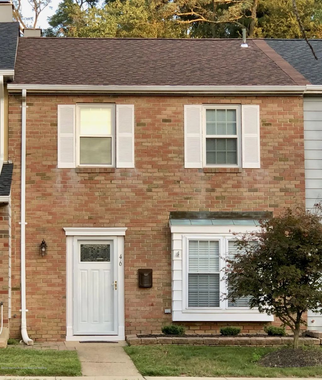 46 Kingsley Way, Freehold