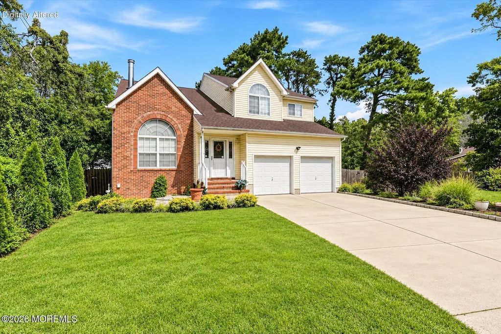 1925 Commonwealth Boulevard, Toms River