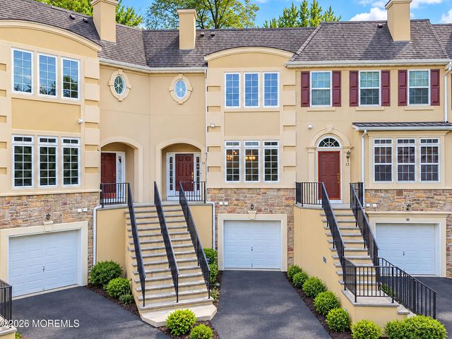 21 W Aspen Way, Matawan