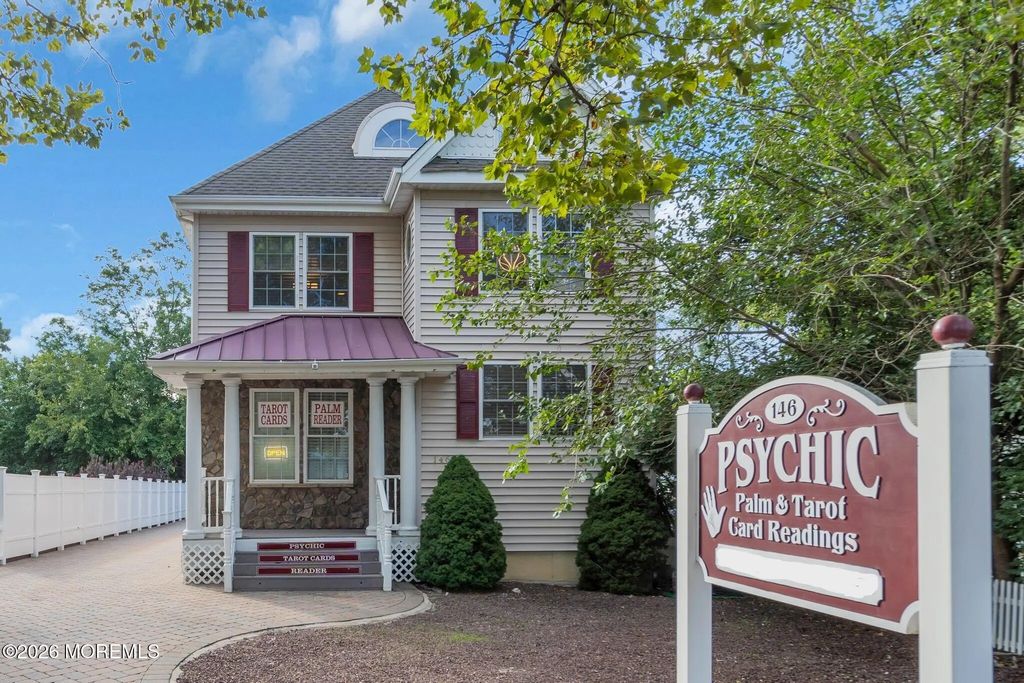 146 N Main Street, Manahawkin