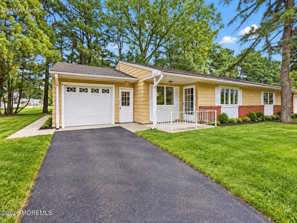 51 Maine Avenue B, Manchester