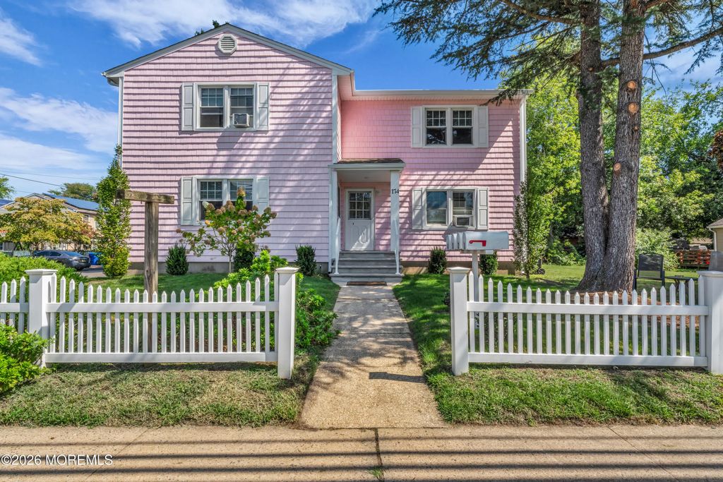 174 Ocean Avenue 4, North Middletown