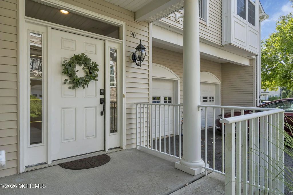 90 Bryce Lane, Manahawkin