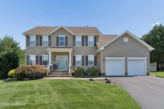 1628 Patriot Avenue, Brick