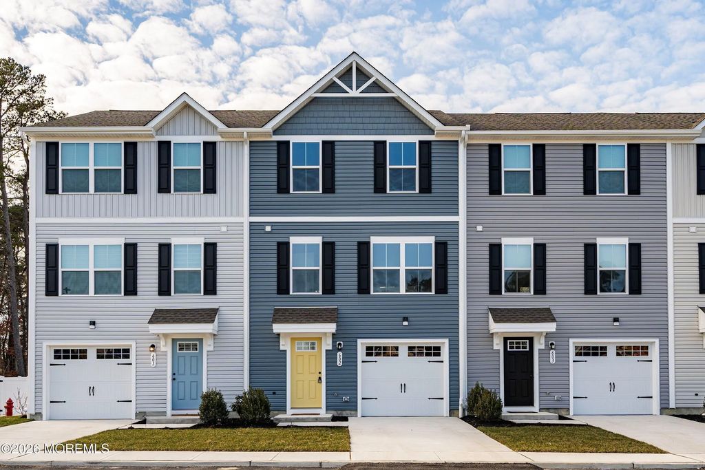 602 Cyprus Court 602, Forked River