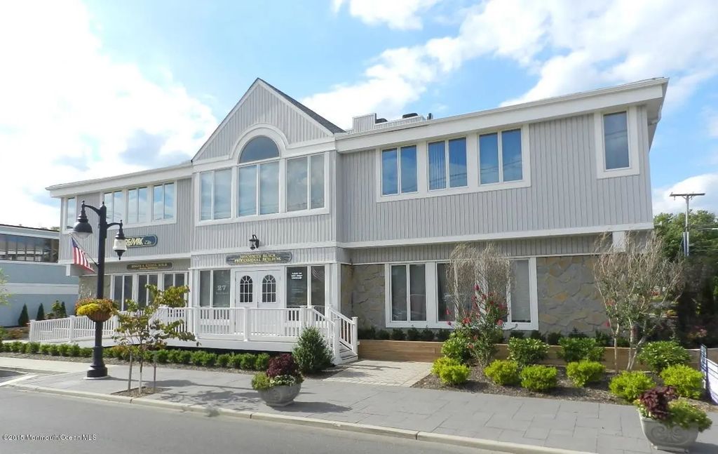 27 Beach Road 6a, Monmouth Beach