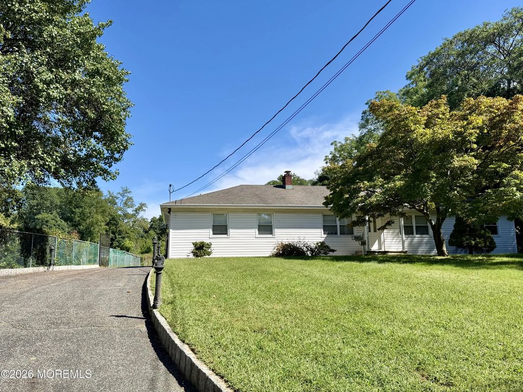 167 Kings Highway, Middletown