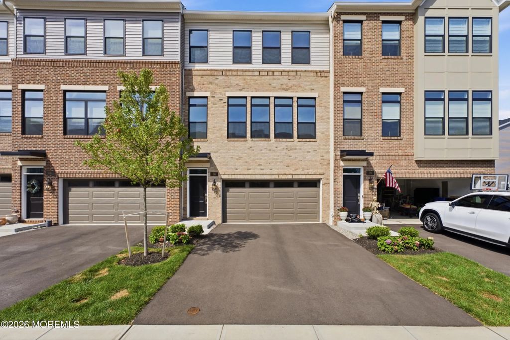 68 Augustus Drive 87, Middletown