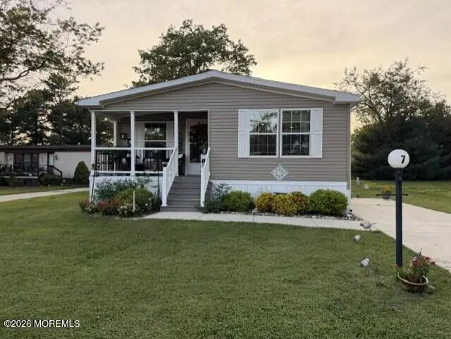 7 Susan Drive, Barnegat