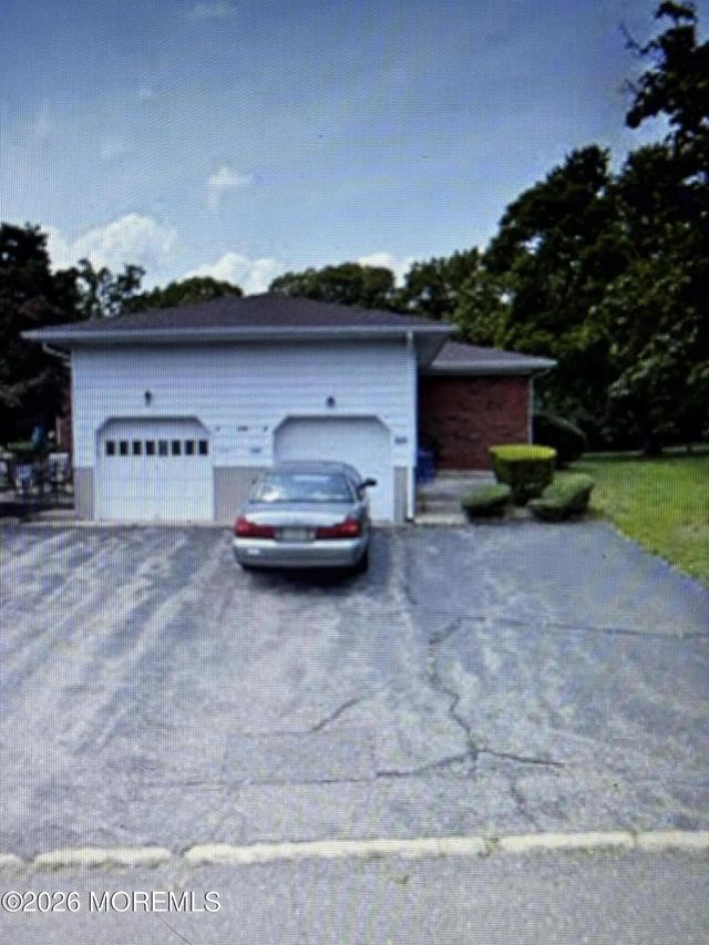 489 B Laurel Brook Drive, Brick