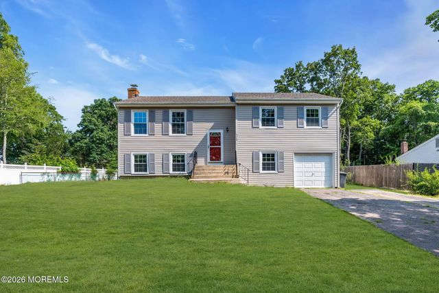 173 Stowe Street, Toms River