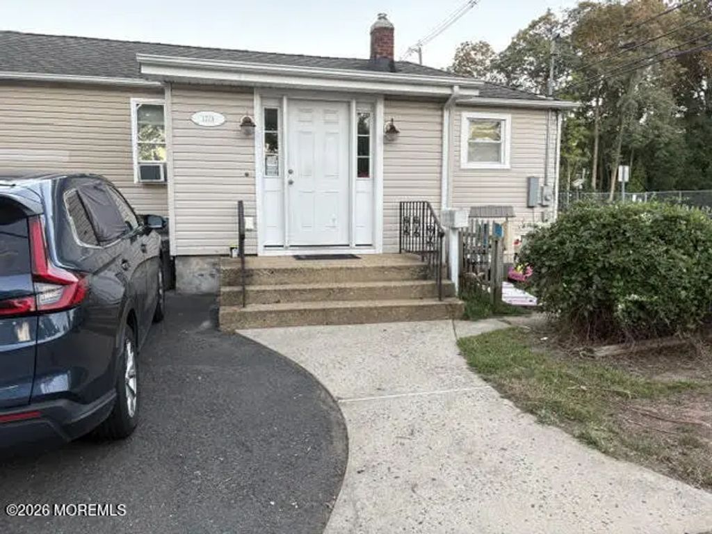 137 Port Monmouth Road, Keansburg