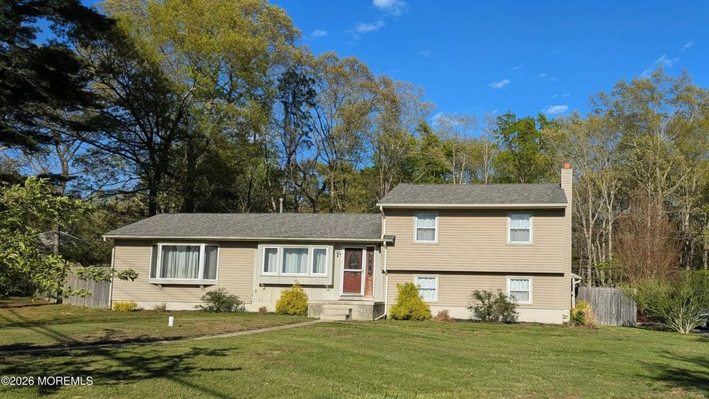 550 S 8th Avenue, Galloway