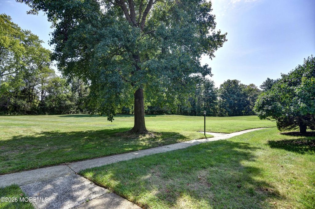 51 Piazza Tasso F, Freehold