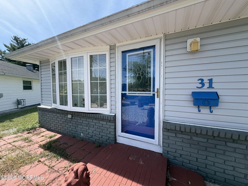 31 Mount Dashan Lane, Toms River