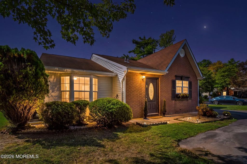34 Morden Close, Freehold