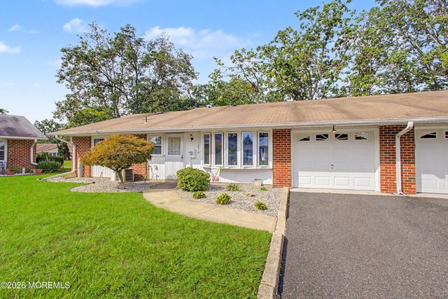 1051b Argyll Circle, Lakewood