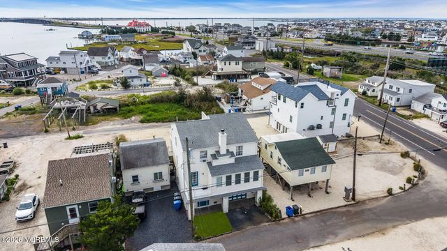 11 Avenue D, Manahawkin
