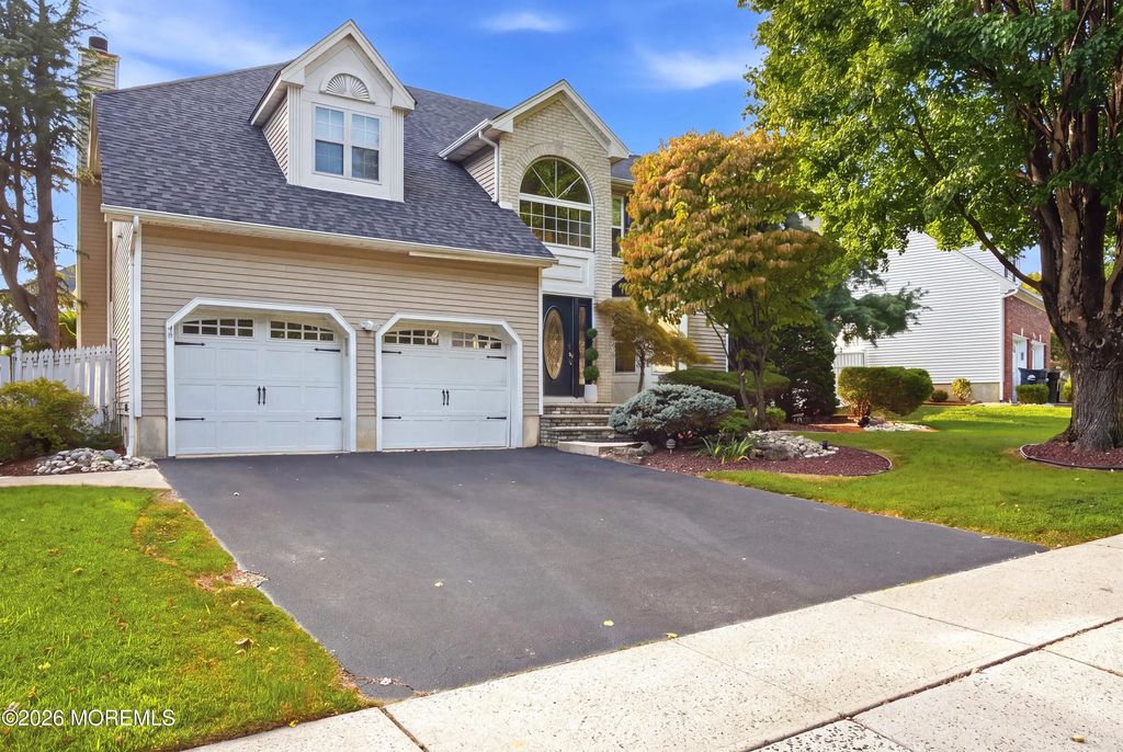 22 Brandywine Drive, Matawan