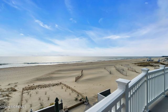 55 Beach Front, Manasquan