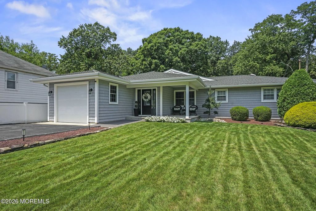 100 Tennent Road, Morganville