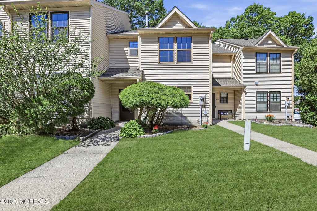 1206 Dahlia Court, Jackson
