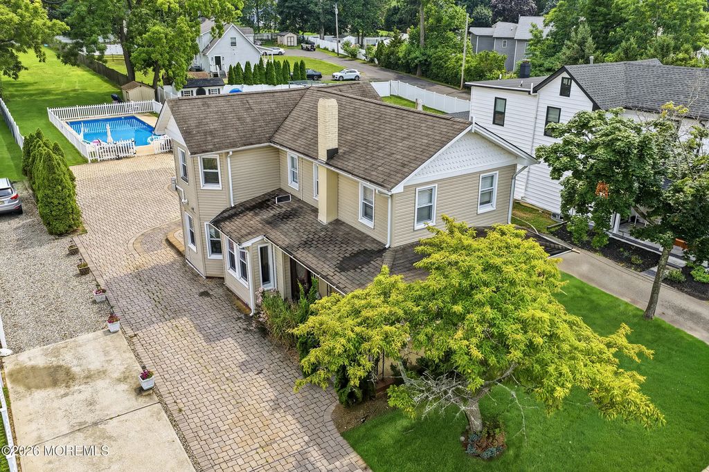 370 W Park Avenue, Oakhurst