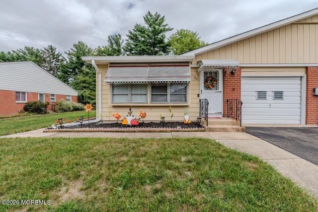 9 A Homestead Drive, Whiting