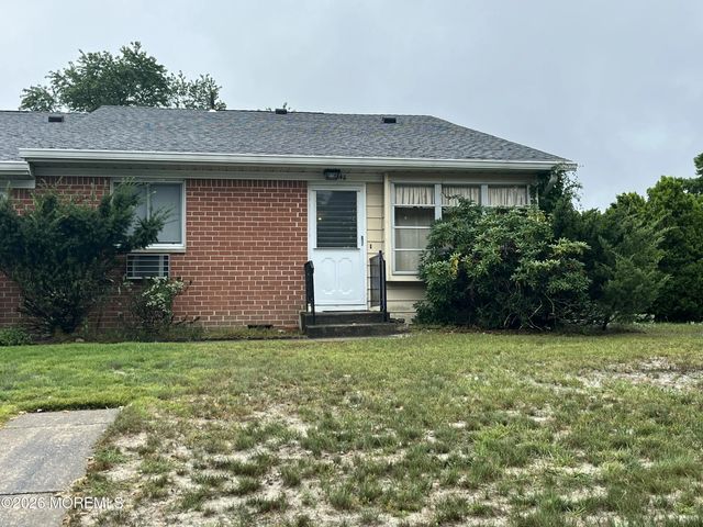 14 Independence Parkway A, Whiting