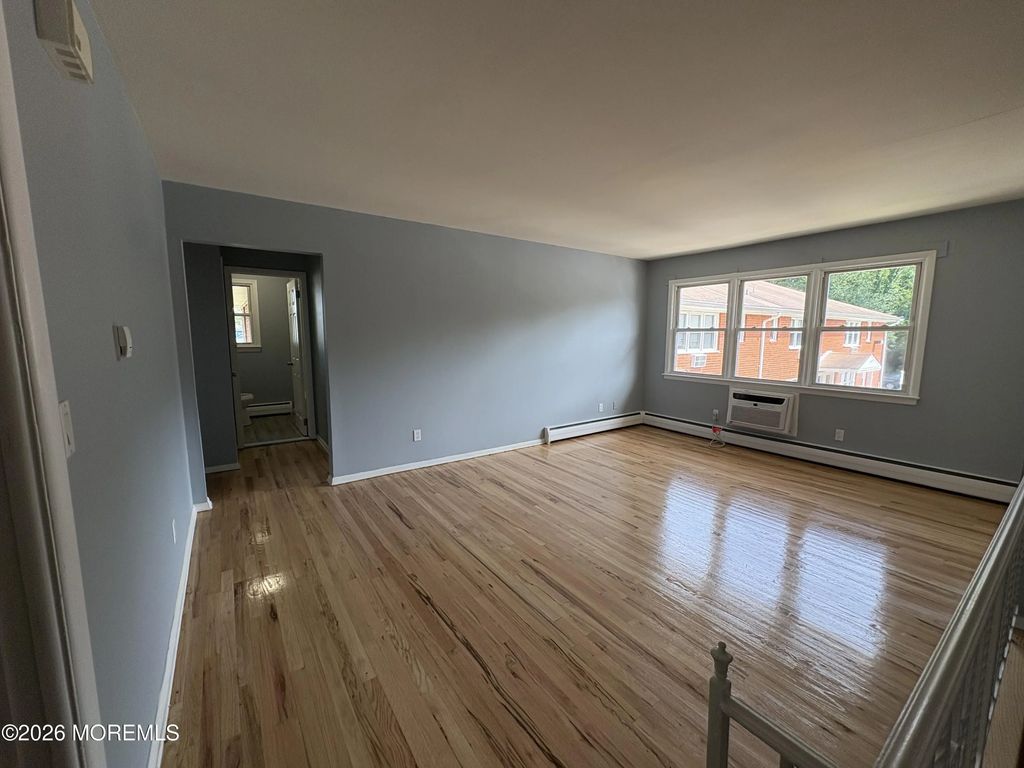 55 Terrace Avenue 21b, Toms River