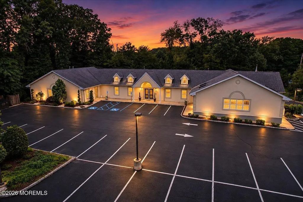 2101 County Rd 516, Old Bridge