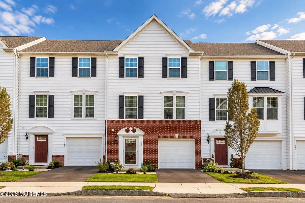 108 Spirit Way 708, Brick