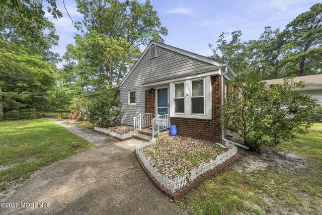 3f Swift Circle, Whiting