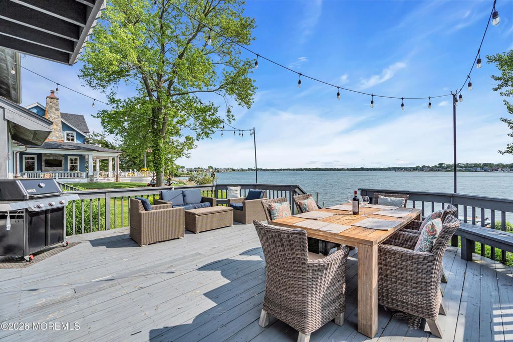 105 Riverview Avenue, Neptune City