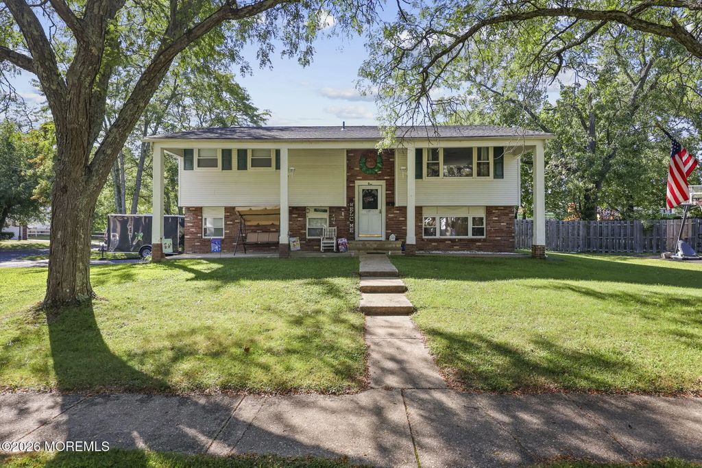 1 Kings Court, Jackson