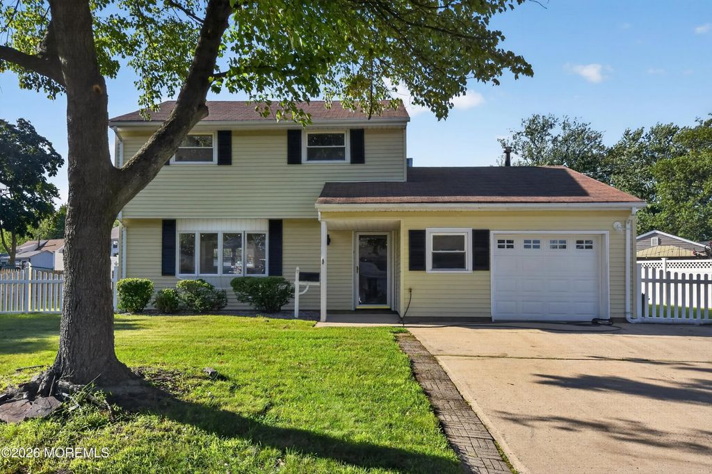 21 Monmouth Street, Hazlet