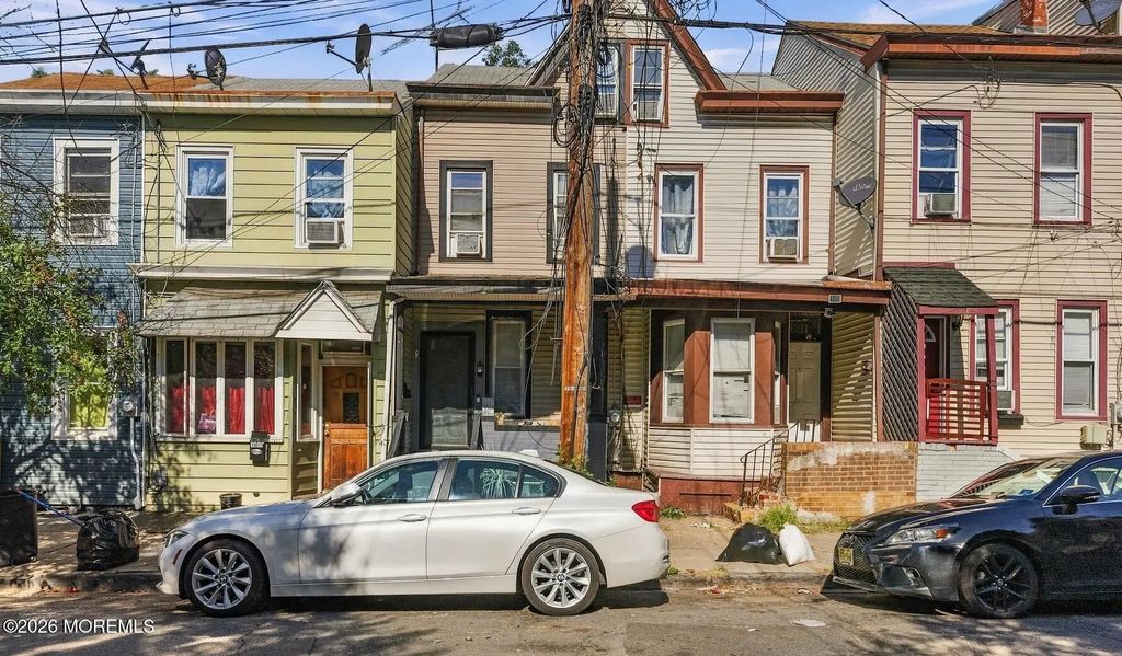 1213 Chestnut Avenue, Trenton