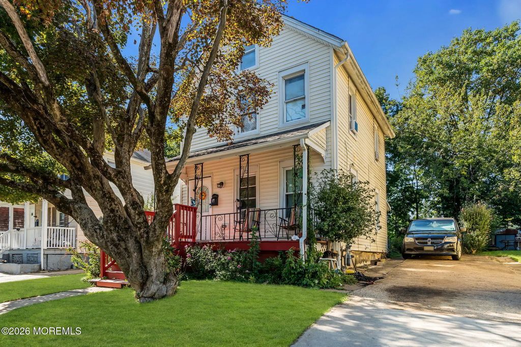 19 Bowne Avenue, Freehold