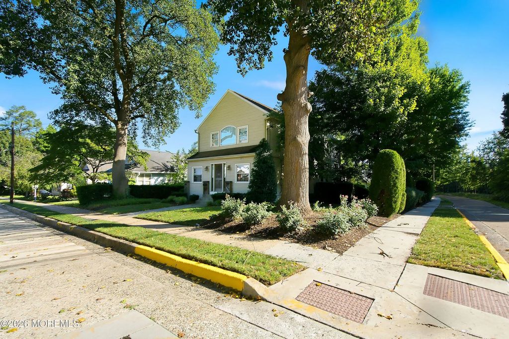 245 Cedarcroft Avenue, Audubon