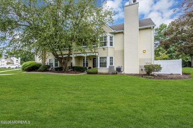 12 Dennis Court, Hightstown