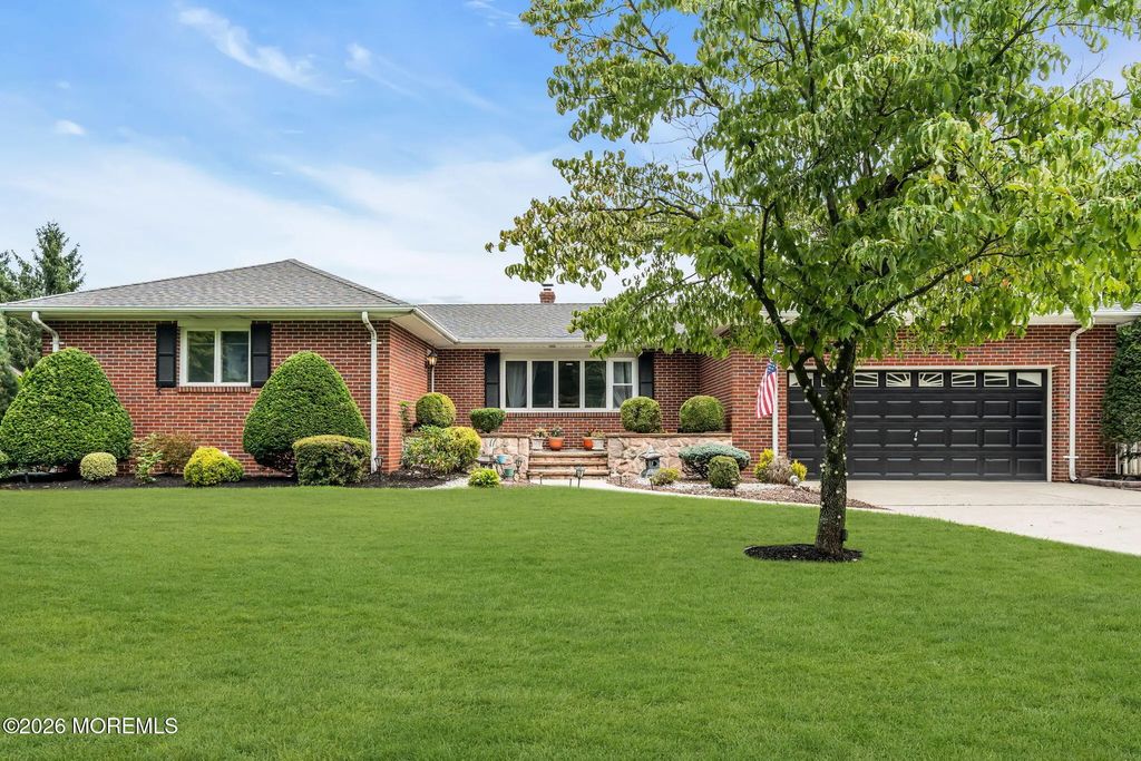 158 Hardenburg Lane, East Brunswick