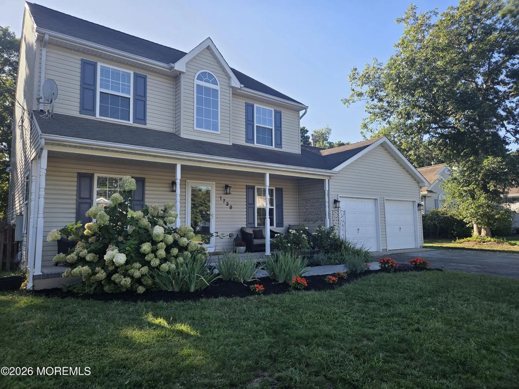 1739 Breakers Drive, Manahawkin