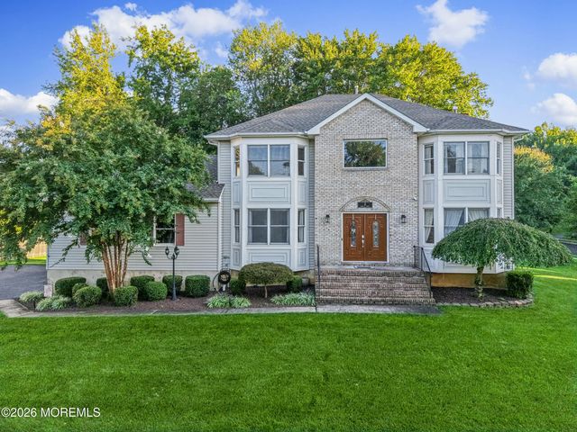 11 Camelot Drive, Monroe