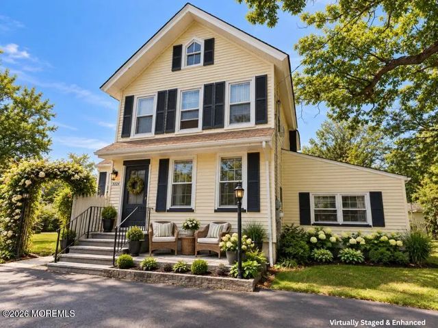 636 Holmdel Road, Hazlet
