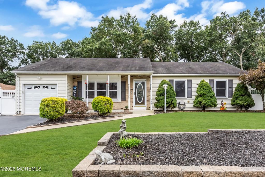 143 Lakewood Avenue, Lanoka Harbor