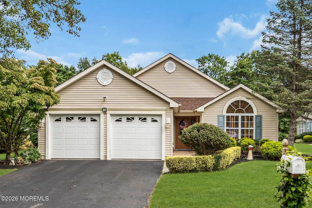 3 Wellington Lane, Lakewood