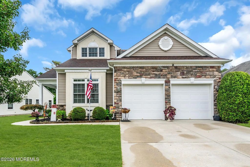 4 Cape May Court, Waretown
