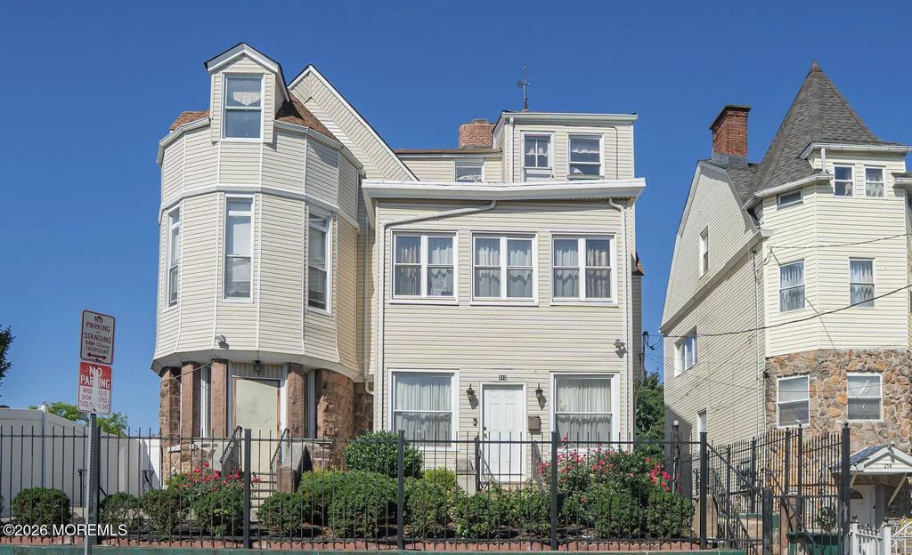 212-214 Clifton Avenue, Newark