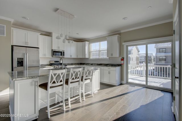 26 Mariveles Way, Tinton Falls